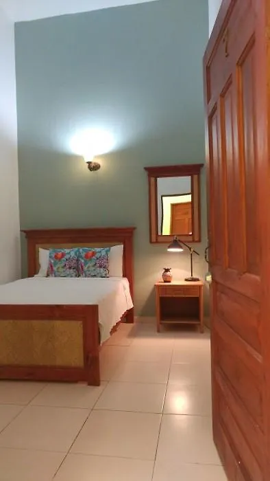 Hostal Class Colonial Saint-Domingue